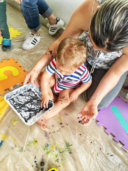 Hellow Yellow: arte, creatividad y bilingüismo